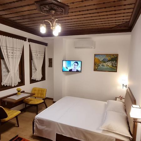 Master Hotel Берат Екстер'єр фото