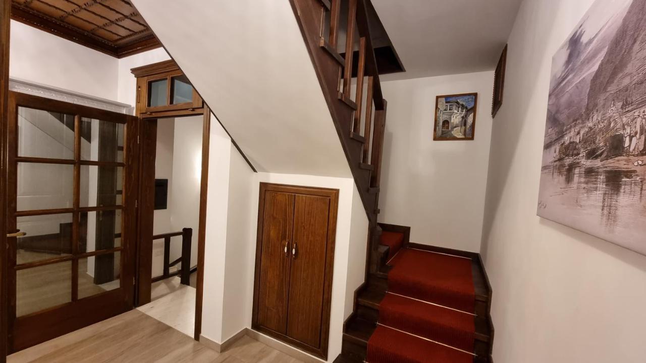 Master Hotel Берат Екстер'єр фото