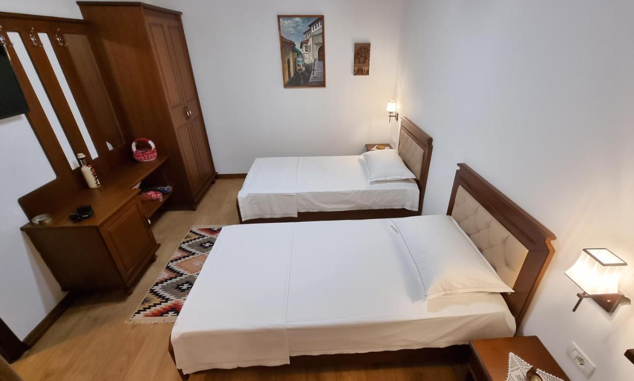 Master Hotel Берат Екстер'єр фото