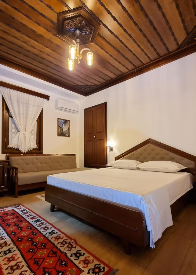 Master Hotel Берат Екстер'єр фото