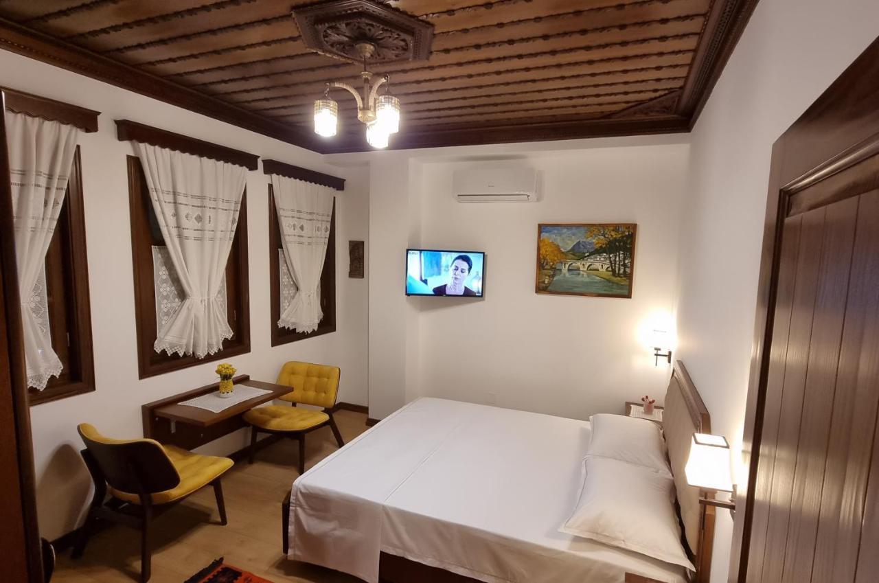 Master Hotel Берат Екстер'єр фото