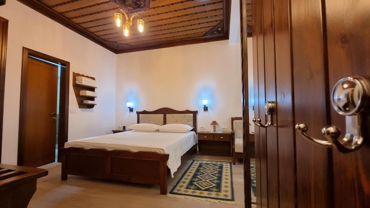 Master Hotel Берат Екстер'єр фото