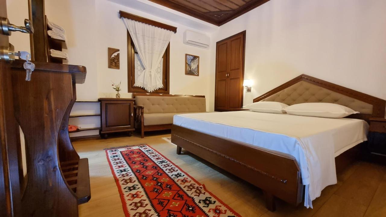 Master Hotel Берат Екстер'єр фото