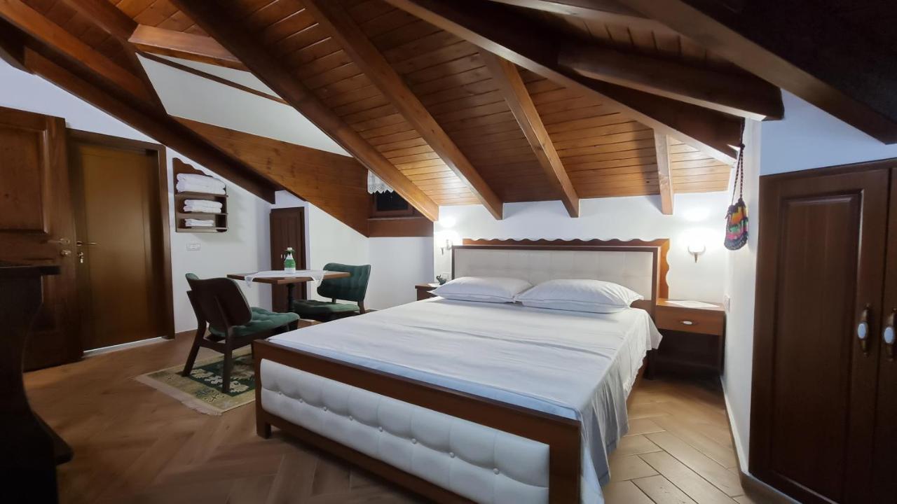 Master Hotel Берат Екстер'єр фото